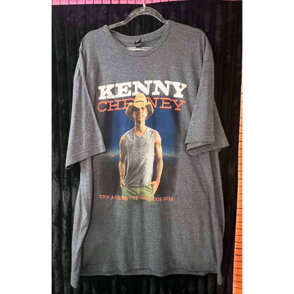 Kenny Chesney 2018 Trip Around the Sun Tour Men’s XXL Gray Concert T-Shirt